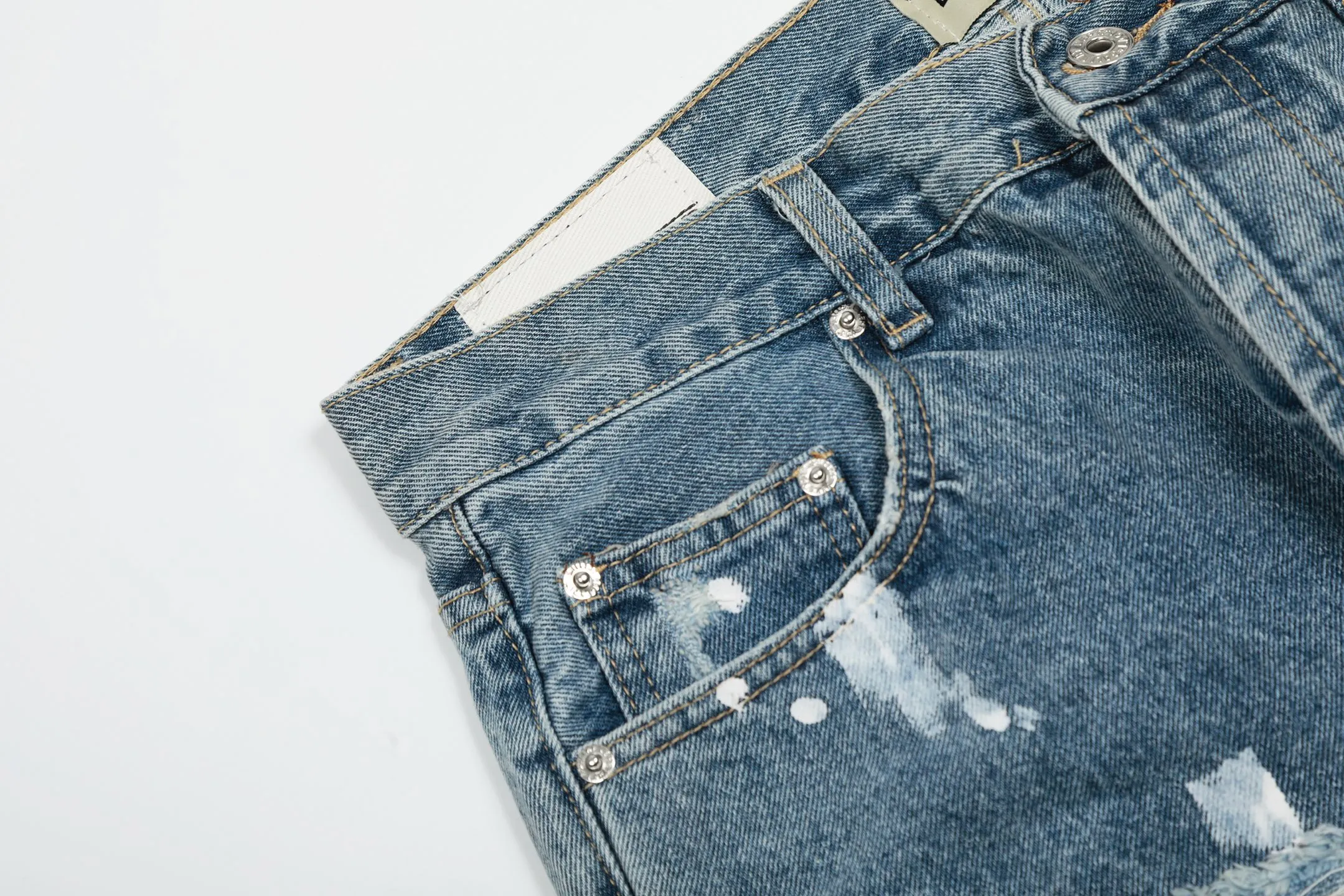 #8149 P250💰 GALLERY DEPT. Vintage hole patched and randomly tied loose washed flared jeans - truly restore the ultimate texture of Vintage - original hardware accessories, washed and other elevators, QR code analysis are all purchased from the original factory, high degree of restoration, you are welcome to compare with a certain product ~ - three-dimensional version, loose and comfortable, not picky about the figure, tall and slim, factory Seiko, original quality control, same style for men and women, can be matched with couples, versatile recommendation, must-have jeans for all seasons -Size: 28 30 32 34 36